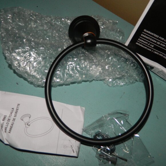 Delta Windemere Towel Ring Oil Rubbed Bronze - Picture 2 of 4